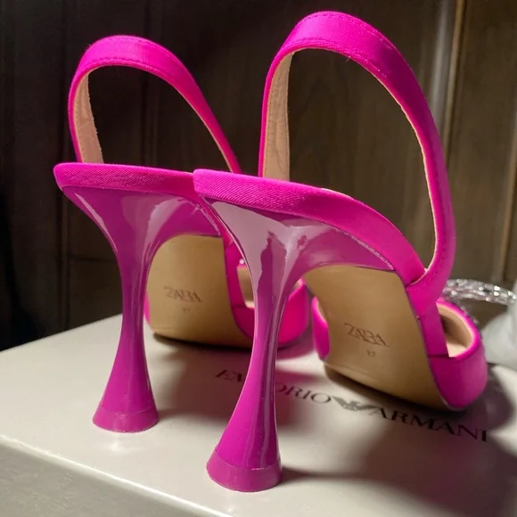 Zara Fuchsia Heels with Sparkling Bow - Picture 4 of 9